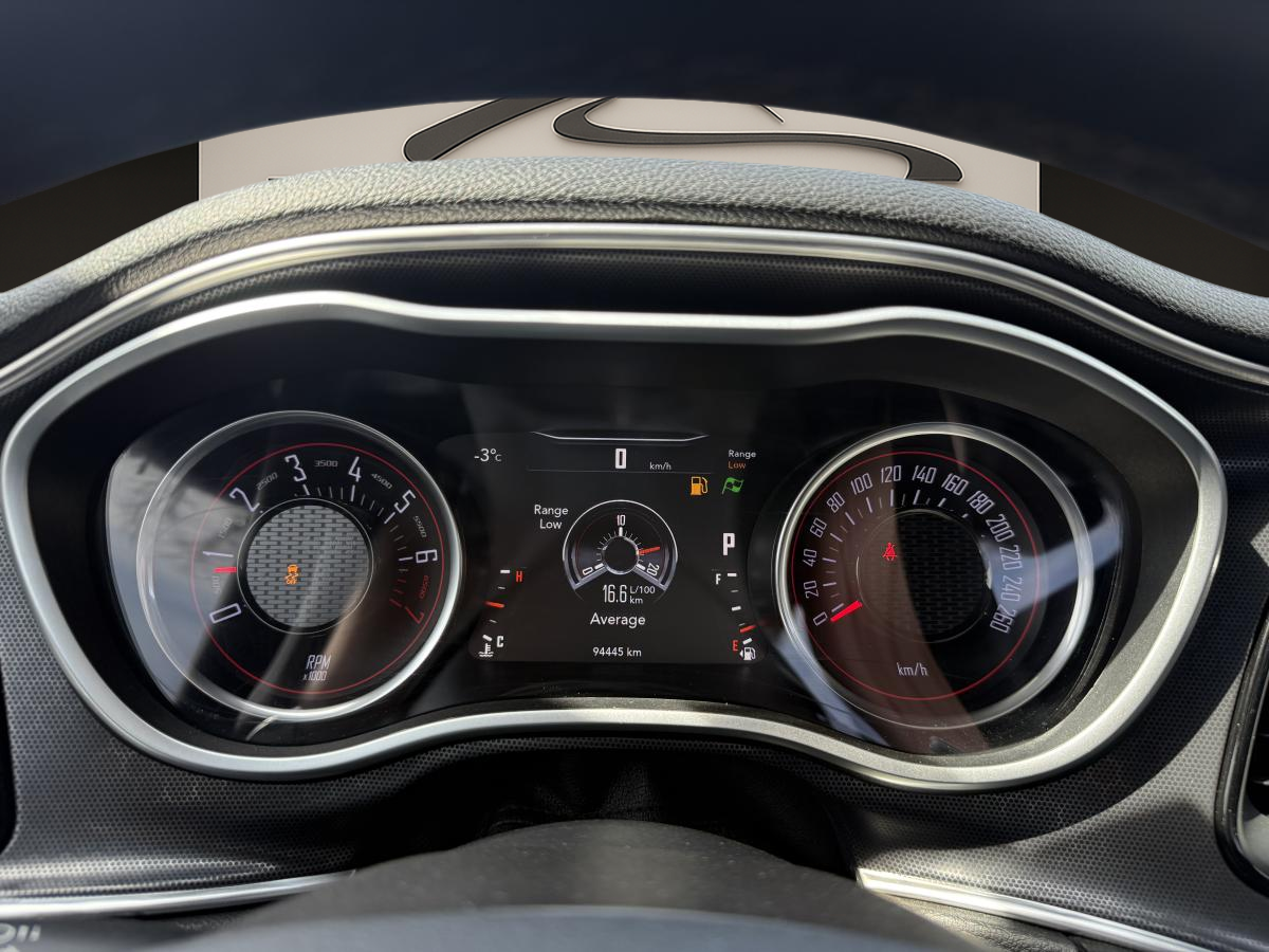 2018 Dodge Challenger - Image 15