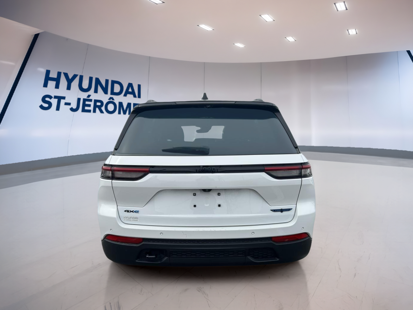 2023 Jeep Grand Cherokee 4xe - Image 6