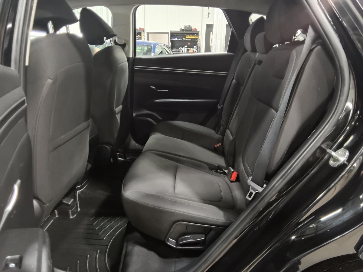 2022 Hyundai Tucson - Image 24