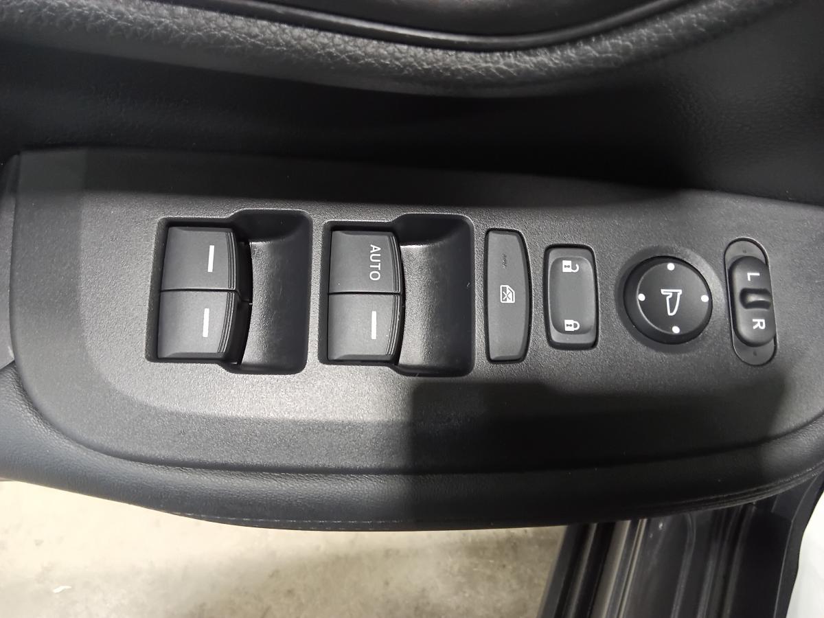 2023 Honda HR-V - Image 25