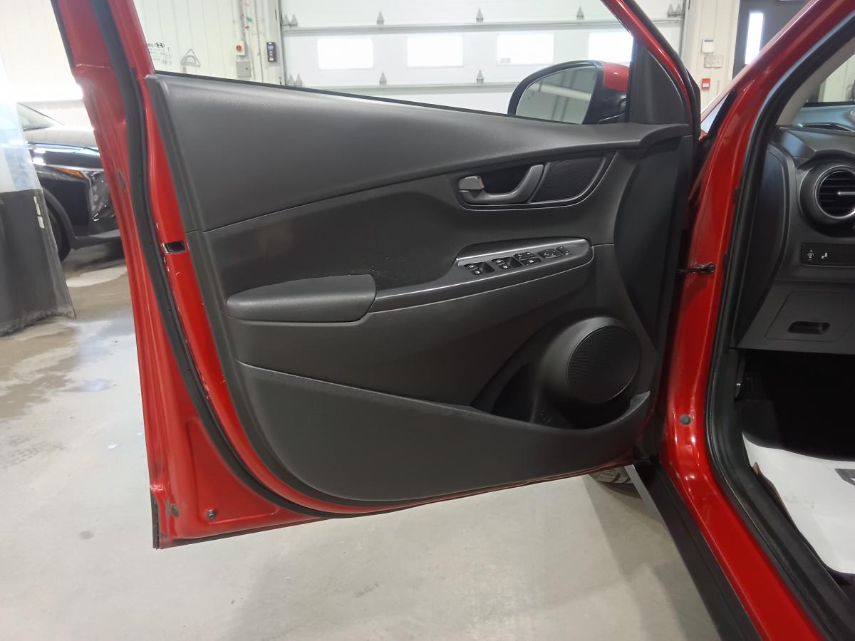 2018 Hyundai Kona - Image 17