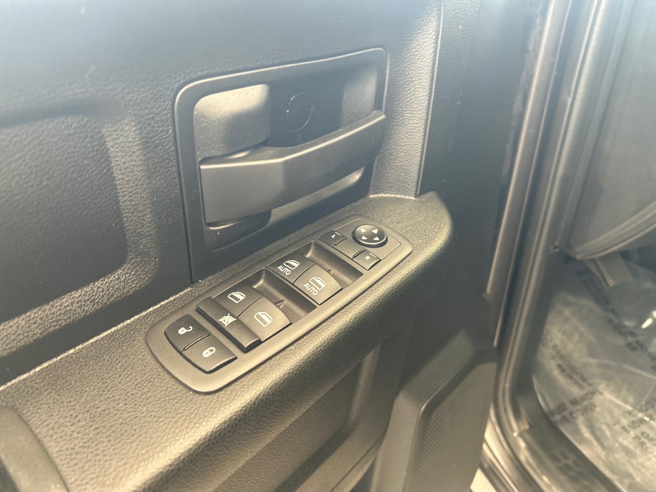 2022 Ram 1500 Classic - Image 29