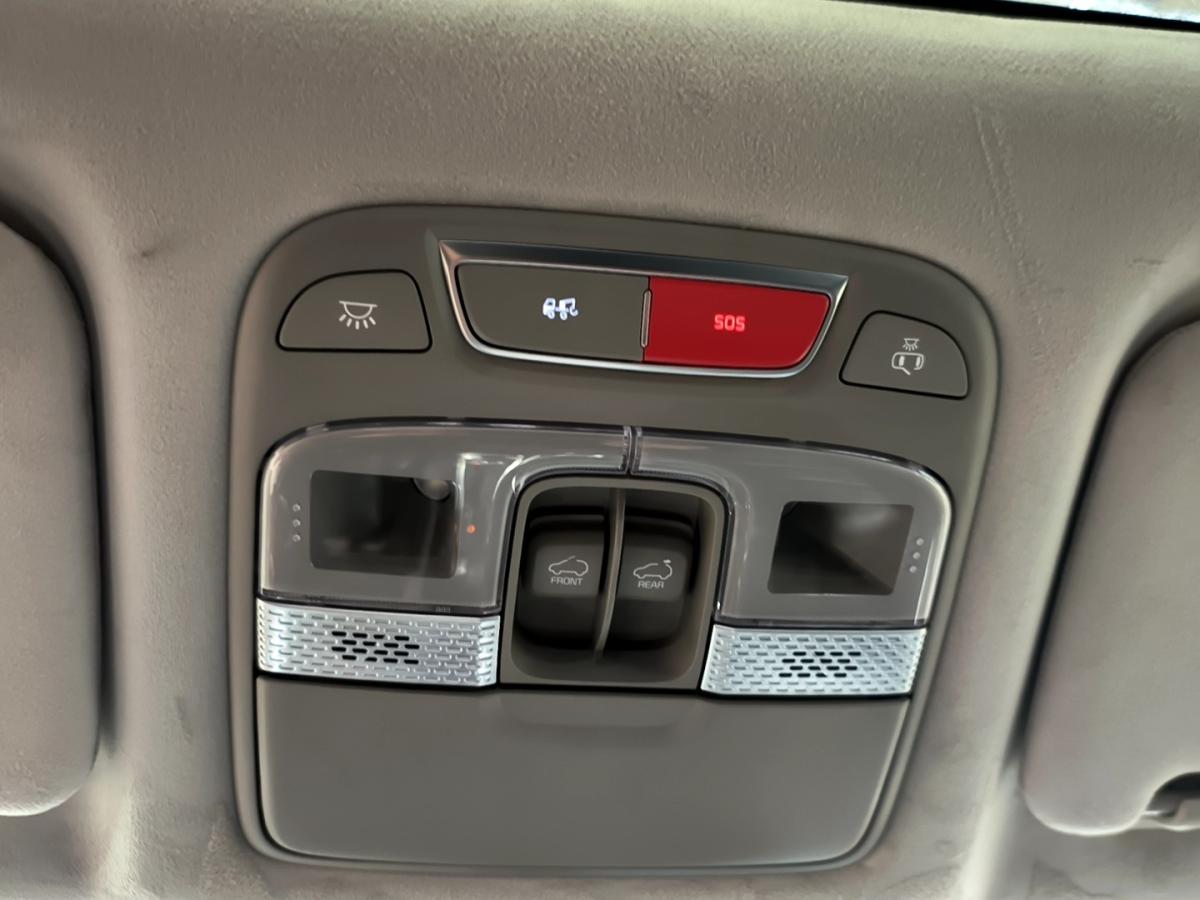 2024 Kia Telluride - Image 32