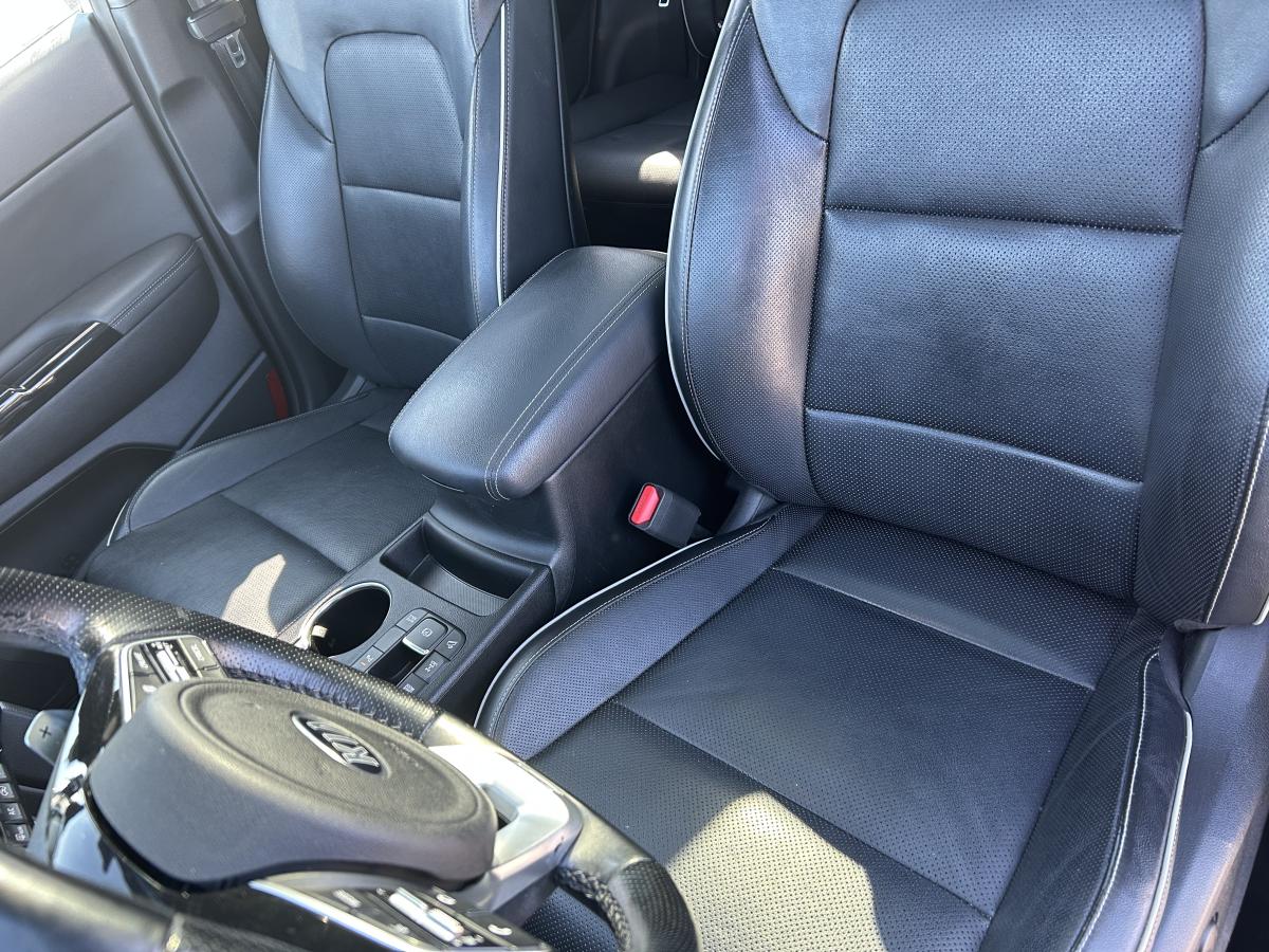 2022 Kia Sportage - Image 11