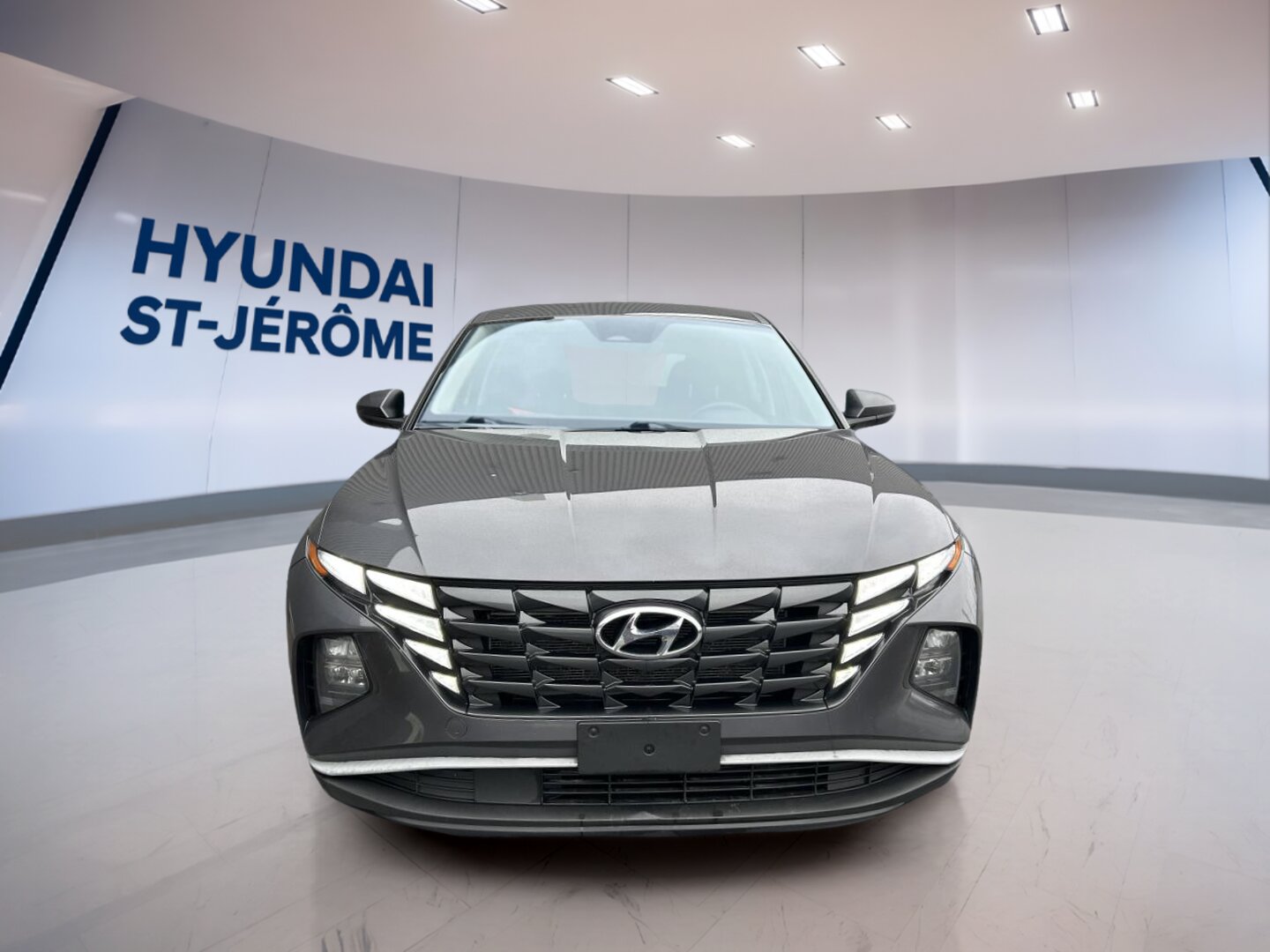 2022 Hyundai Tucson - Image 2