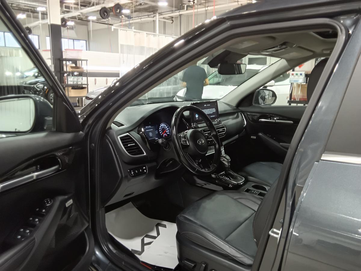 2021 Kia Seltos - Image 12