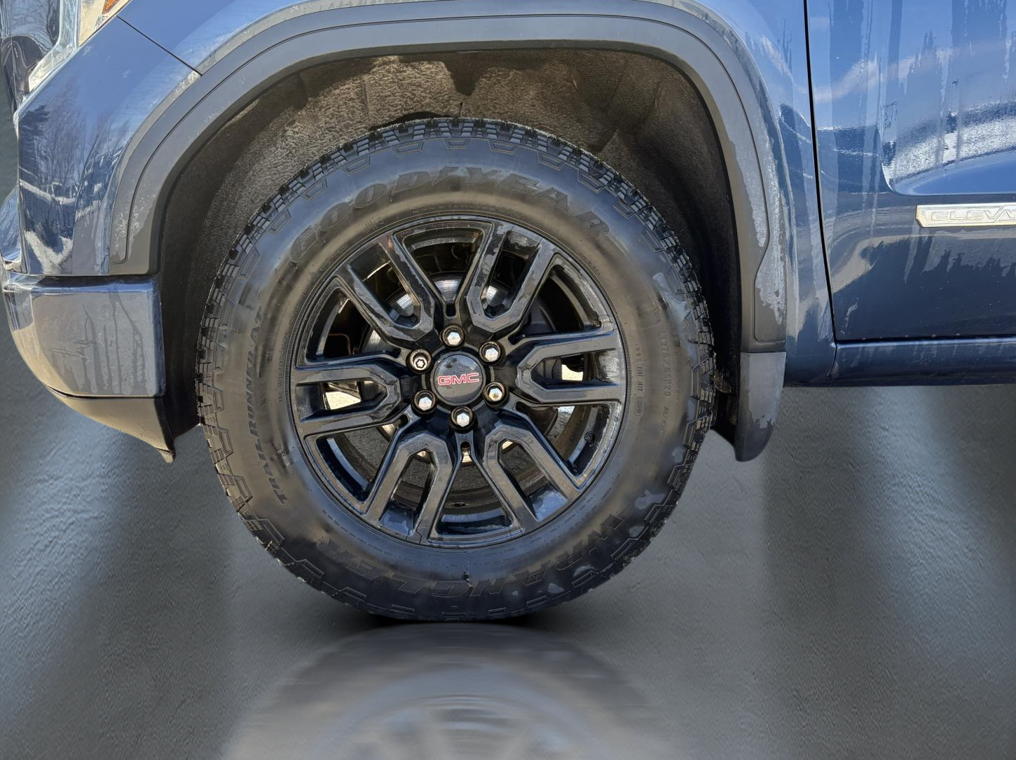 2019 GMC Sierra 1500 - Image 5