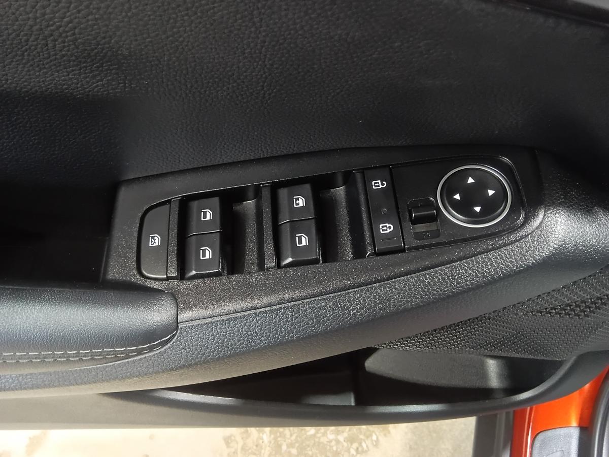 2023 Kia Seltos - Image 24