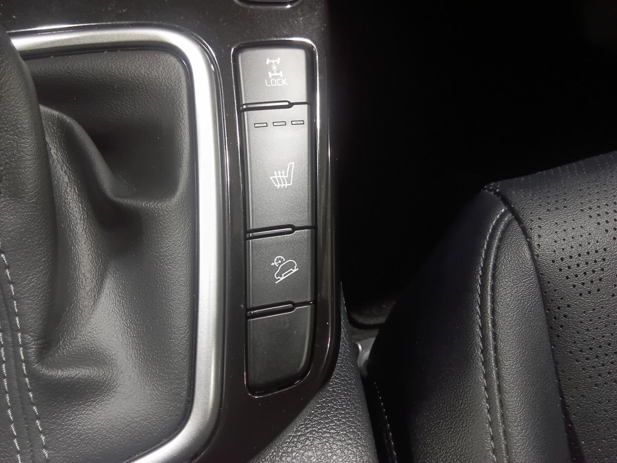 2023 Kia Seltos - Image 29