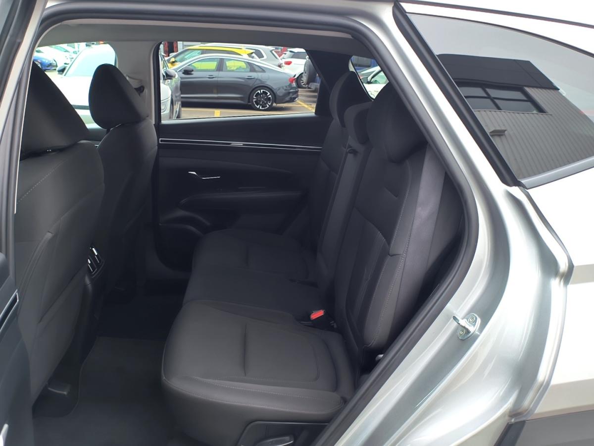 2022 Hyundai Tucson - Image 24