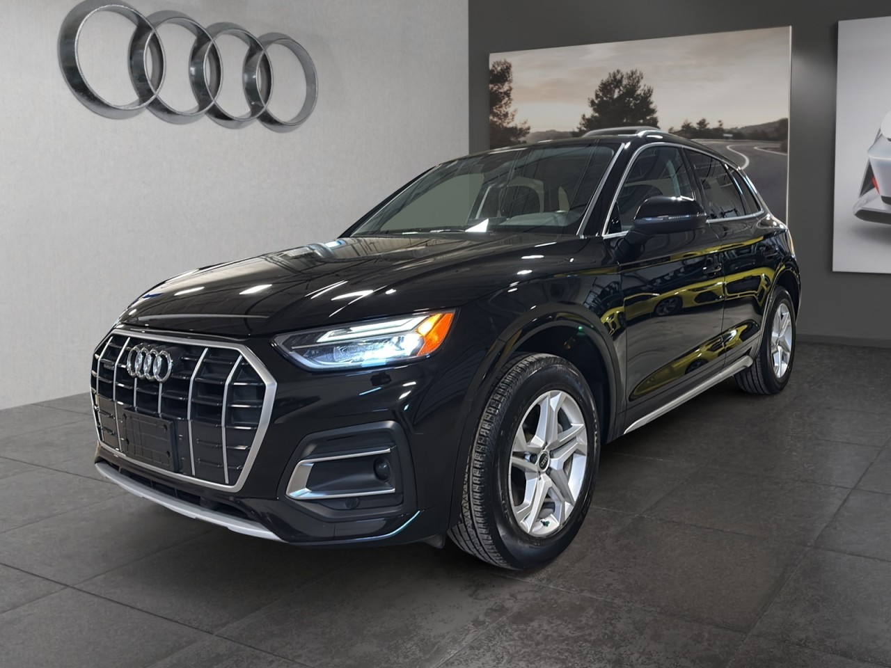 2022 Audi Q5 - Image 3