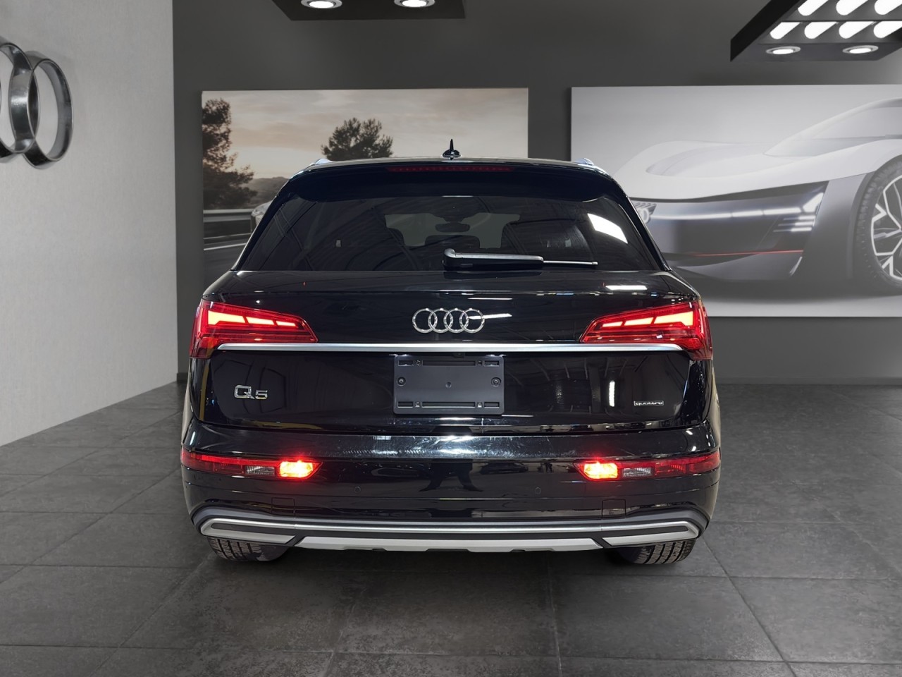 2022 Audi Q5 - Image 6