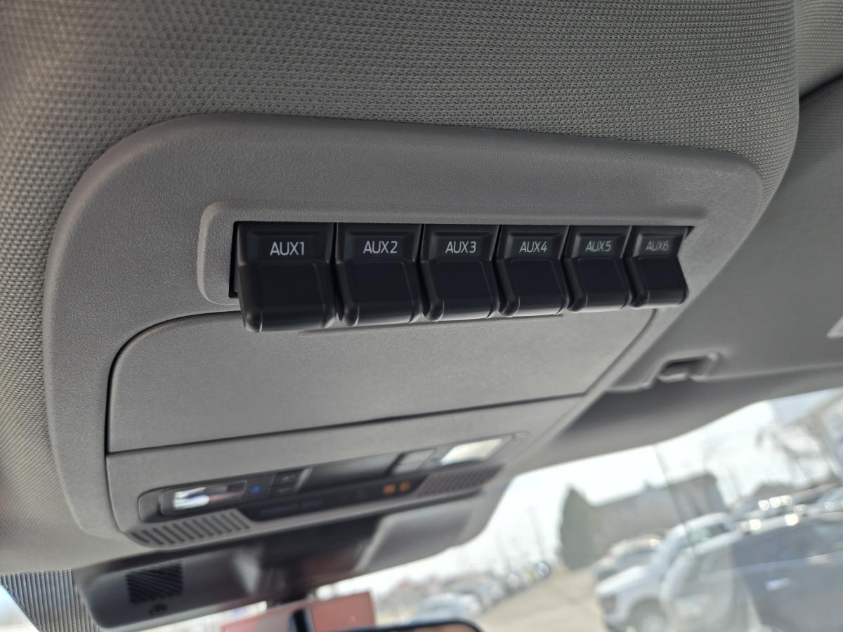 2026 Ford Super Duty F-600 - Image 13