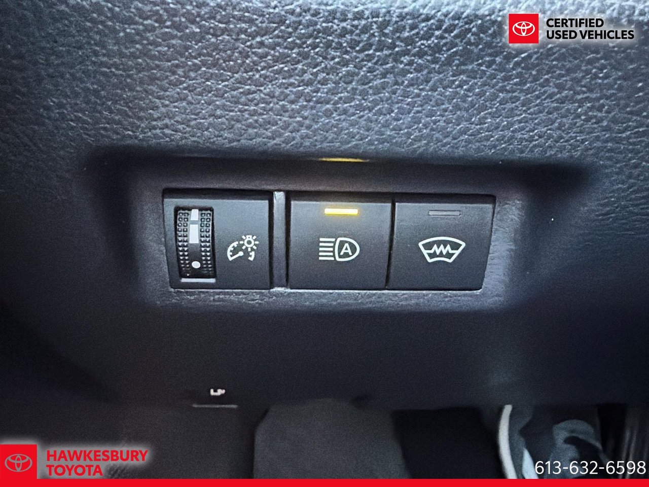 2023 Toyota RAV4 Hybrid - Image 21