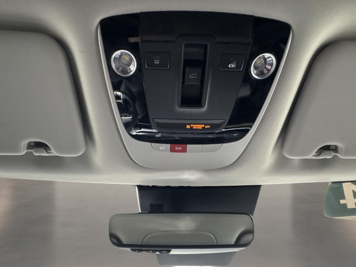 2024 Kia Sportage - Image 21