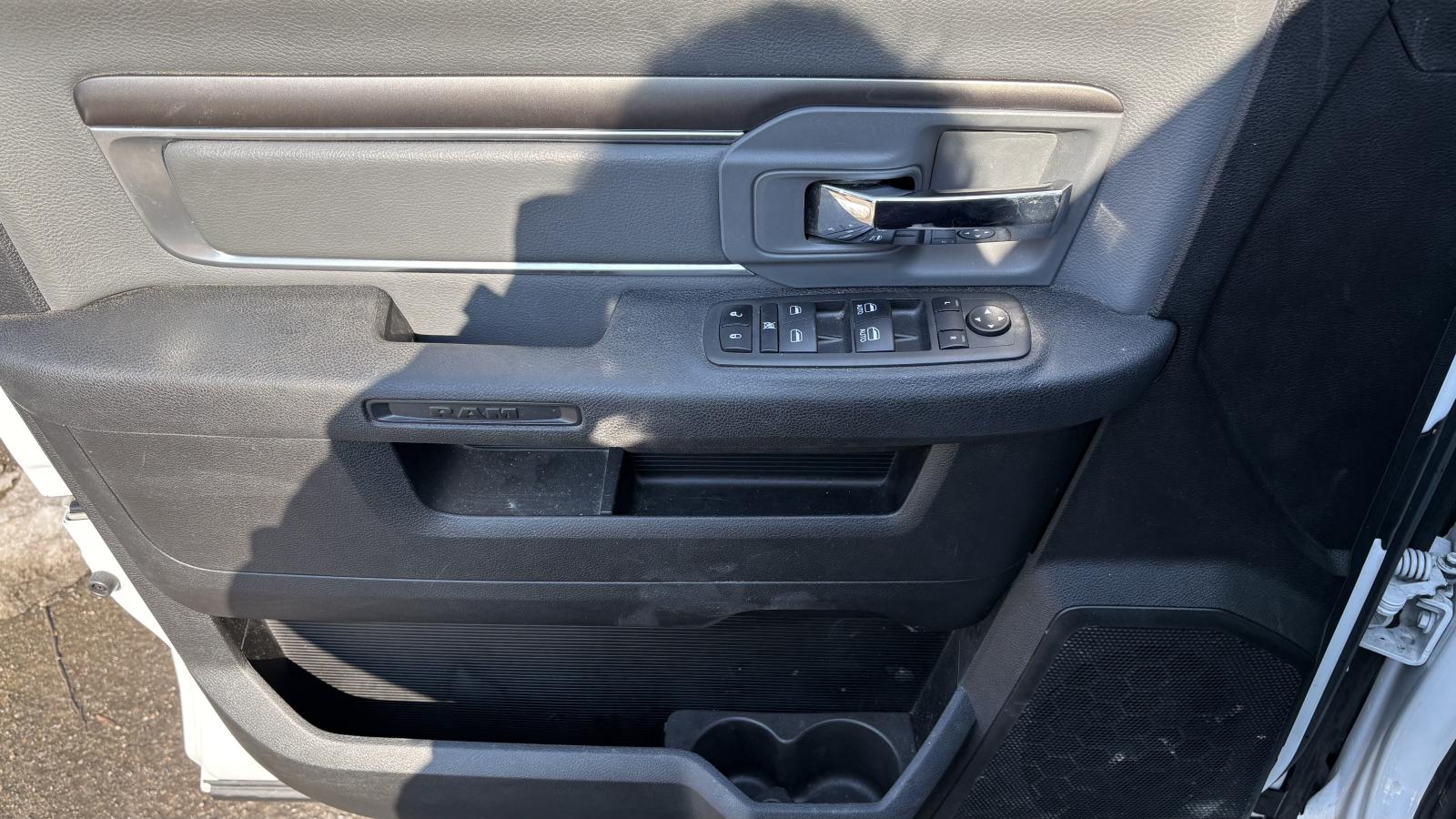 2023 RAM 1500 Classic - Image 11