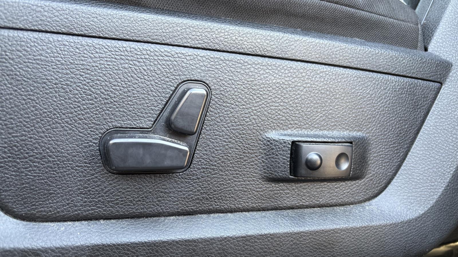 2023 RAM 1500 Classic - Image 13