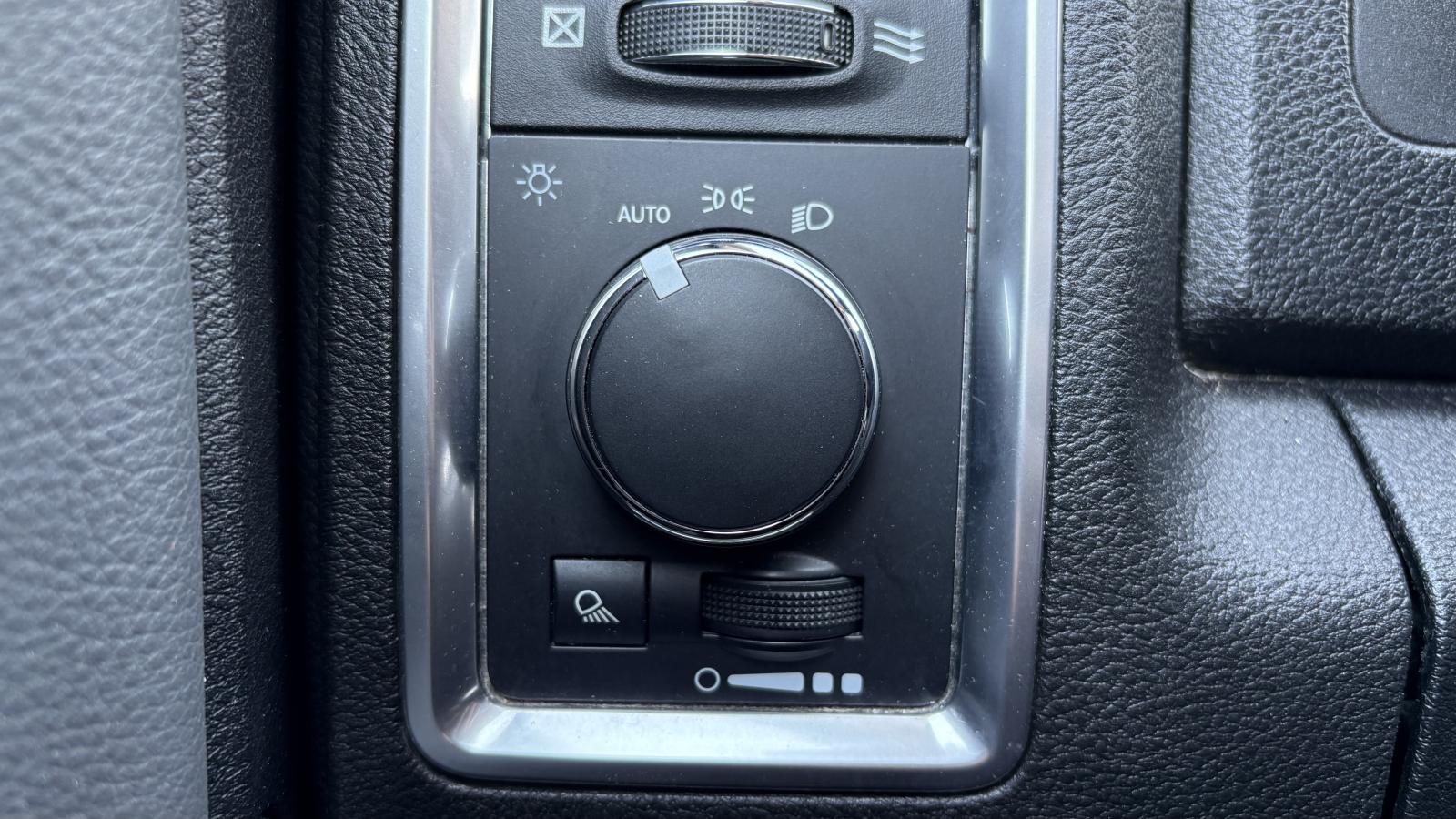 2023 RAM 1500 Classic - Image 16