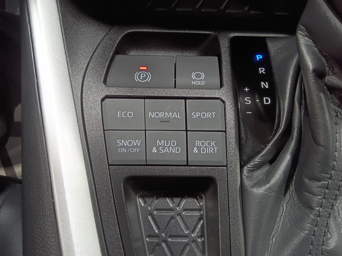 2023 Toyota RAV4 - Image 35