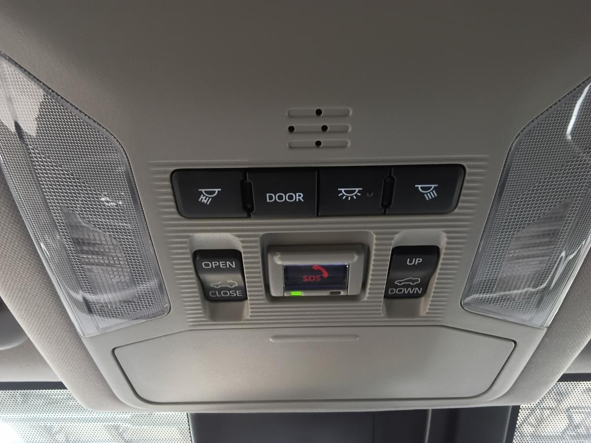 2023 Toyota RAV4 - Image 36