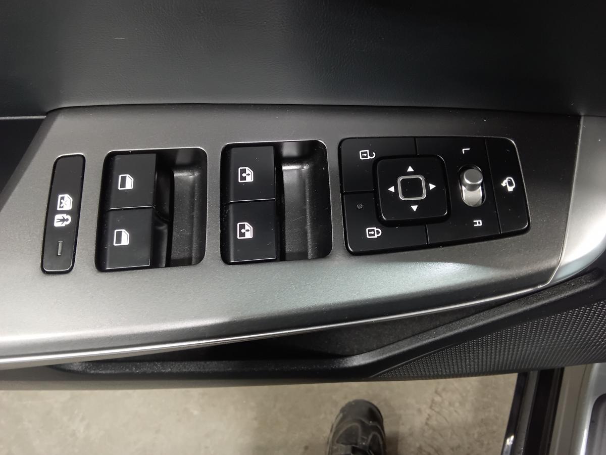 2024 Kia EV6 - Image 25