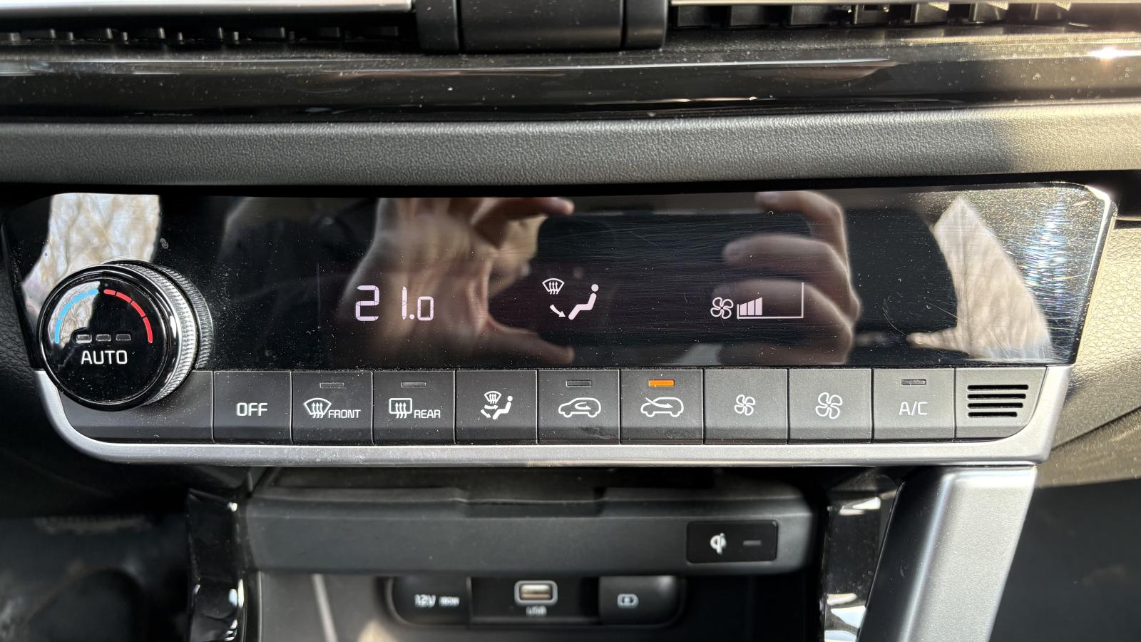 2023 Kia Seltos - Image 28