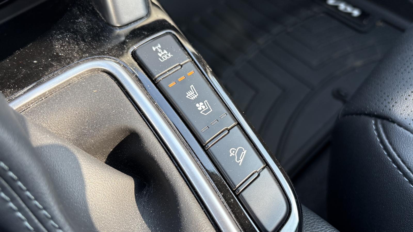 2023 Kia Seltos - Image 29