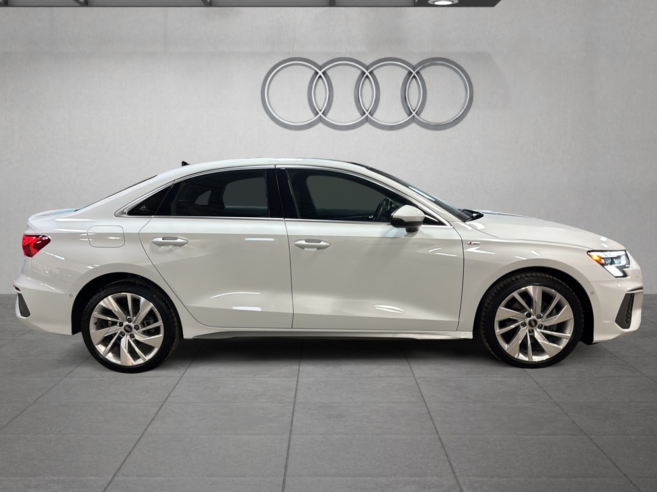 2022 Audi A3 - Image 4