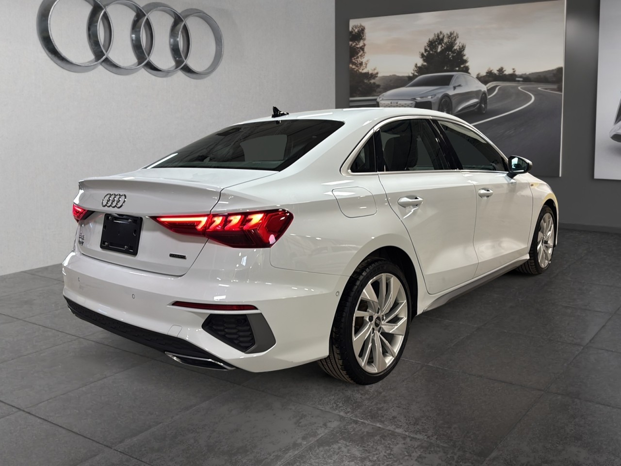 2022 Audi A3 - Image 5