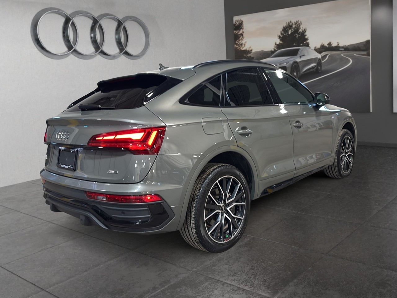2023 Audi Q5 Sportback - Image 5