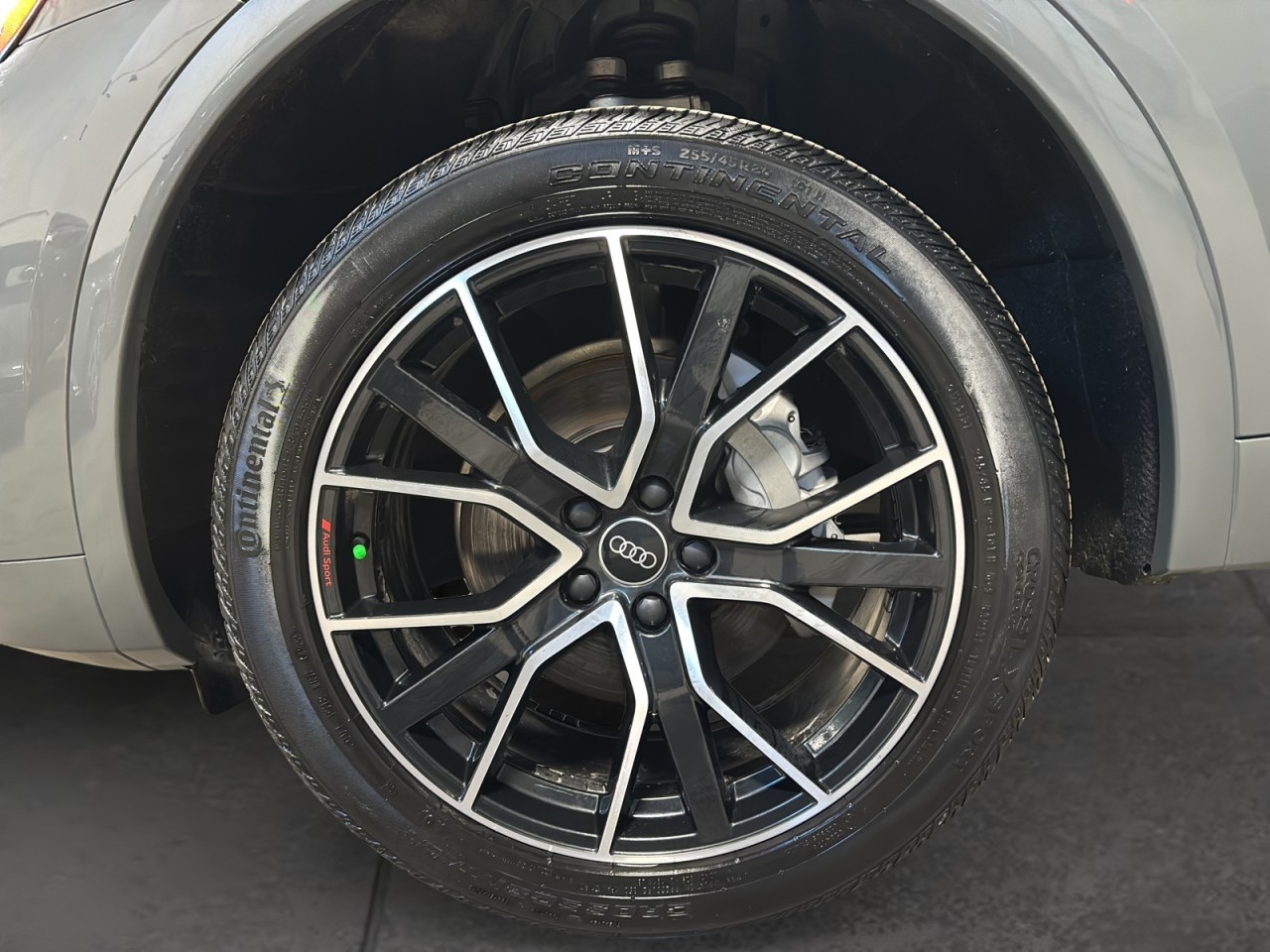 2023 Audi Q5 Sportback - Image 11