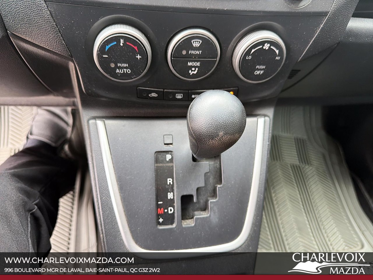 2012 Mazda Mazda5 - Image 14