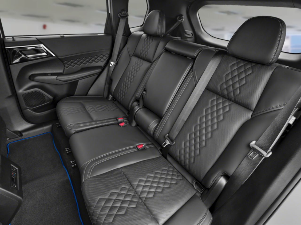 2026 MITSUBISHI OUTLANDER PHEV NOIR S-AWC - Image 14