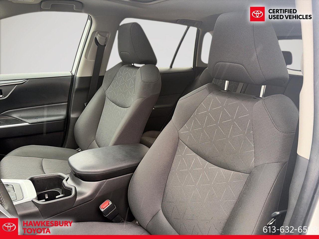 2024 Toyota RAV4 Hybrid - Image 19