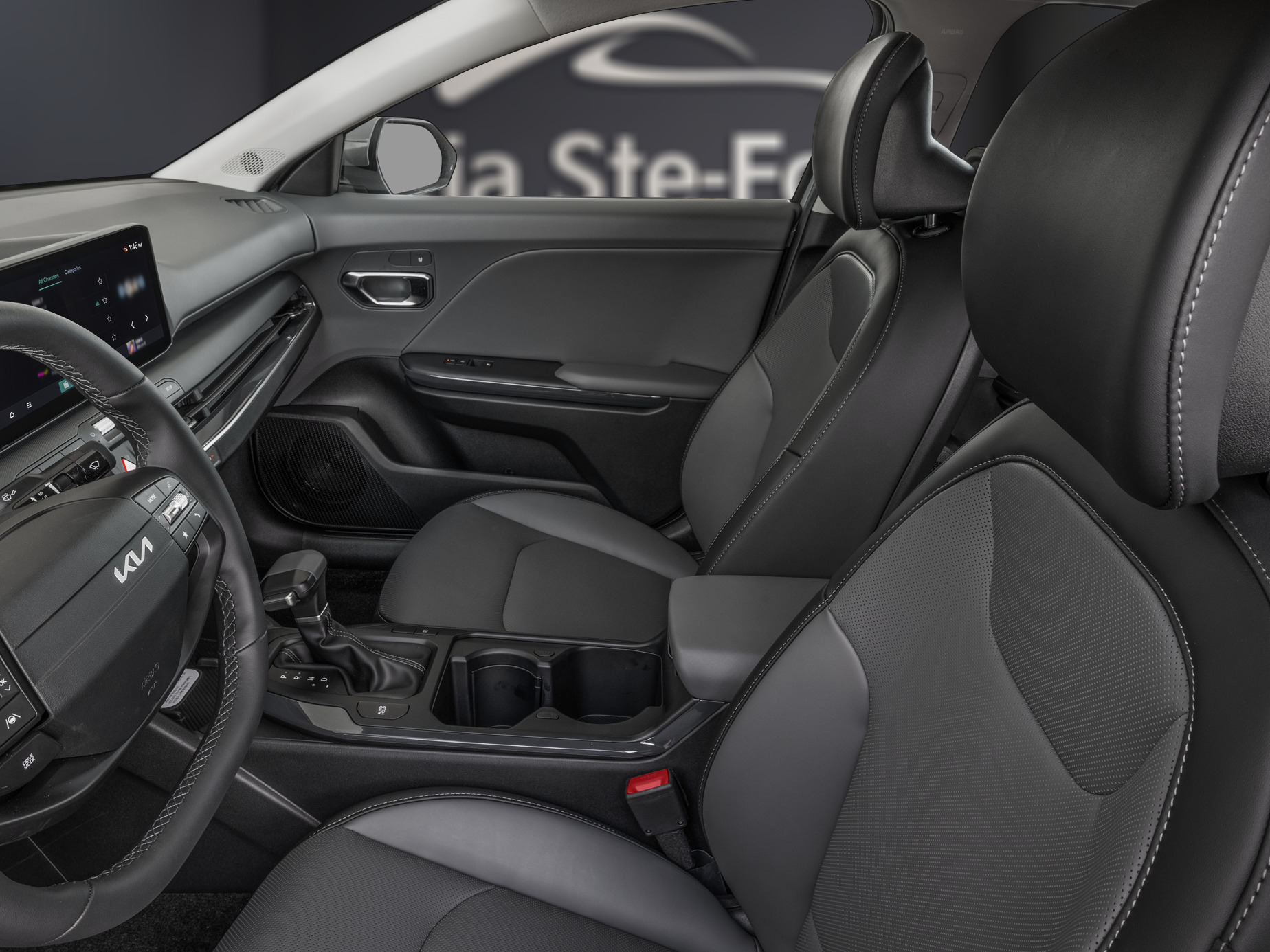 2026 Kia K4 - Image 5