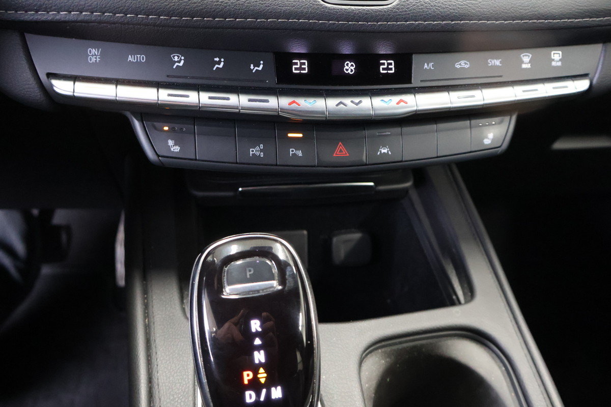 2022 Cadillac XT4 - Image 19