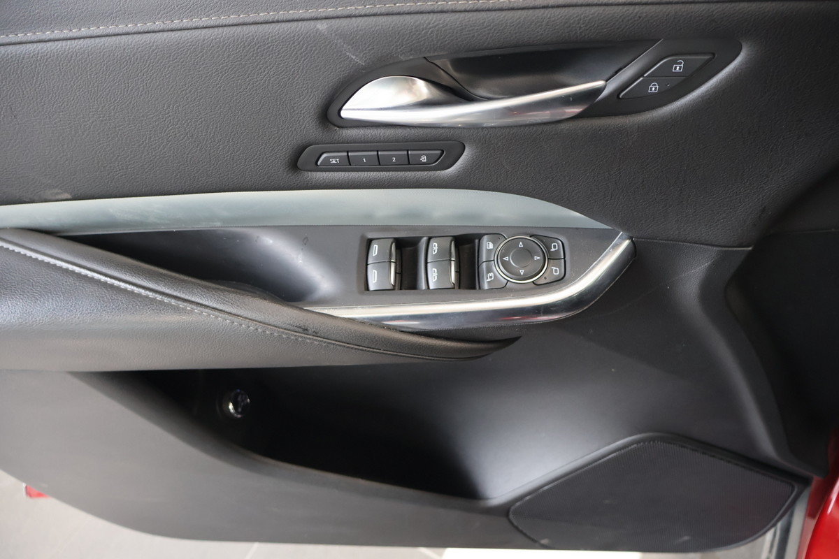 2022 Cadillac XT4 - Image 21