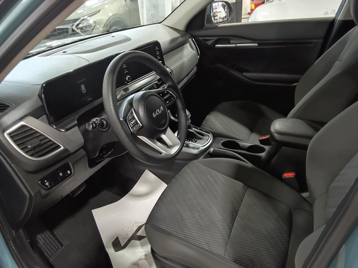 2024 Kia Seltos - Image 14