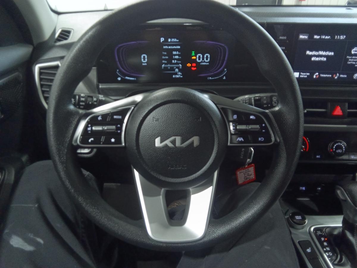 2024 Kia Seltos - Image 15