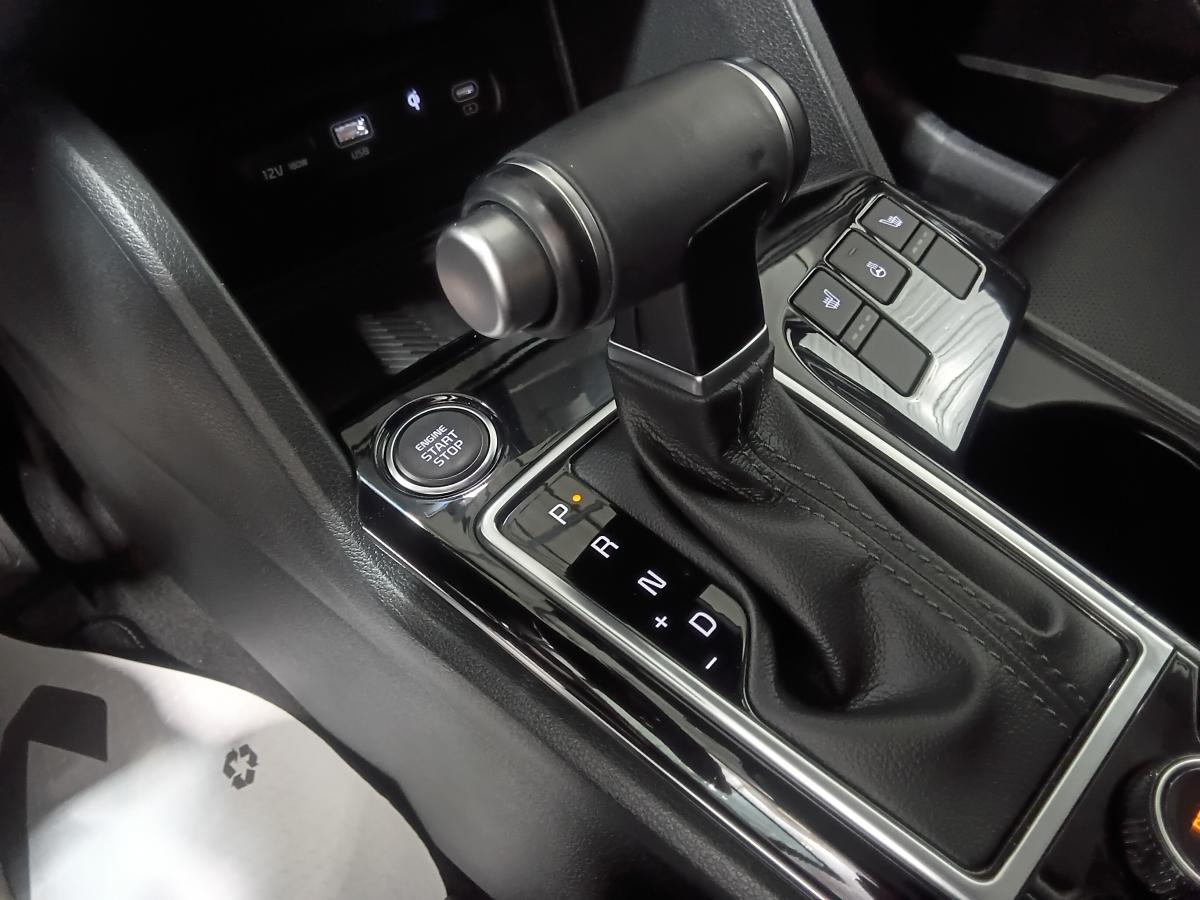 2024 Kia Sportage - Image 19