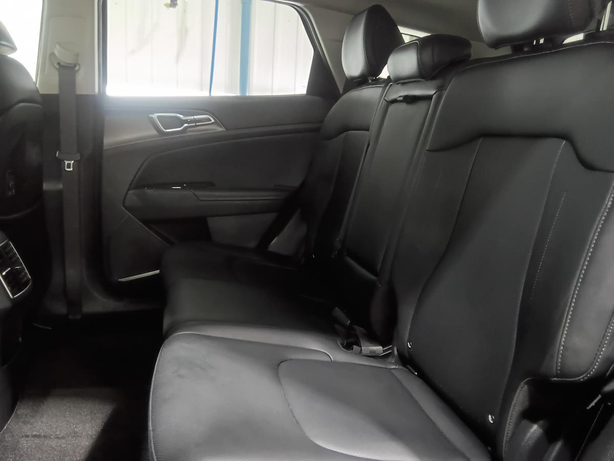 2024 Kia Sportage - Image 24