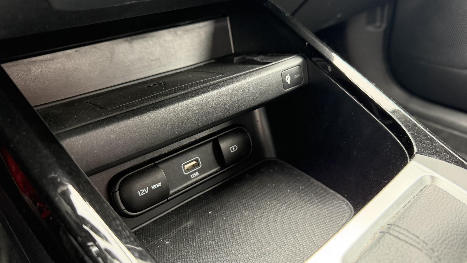 2023 Kia Forte - Image 25