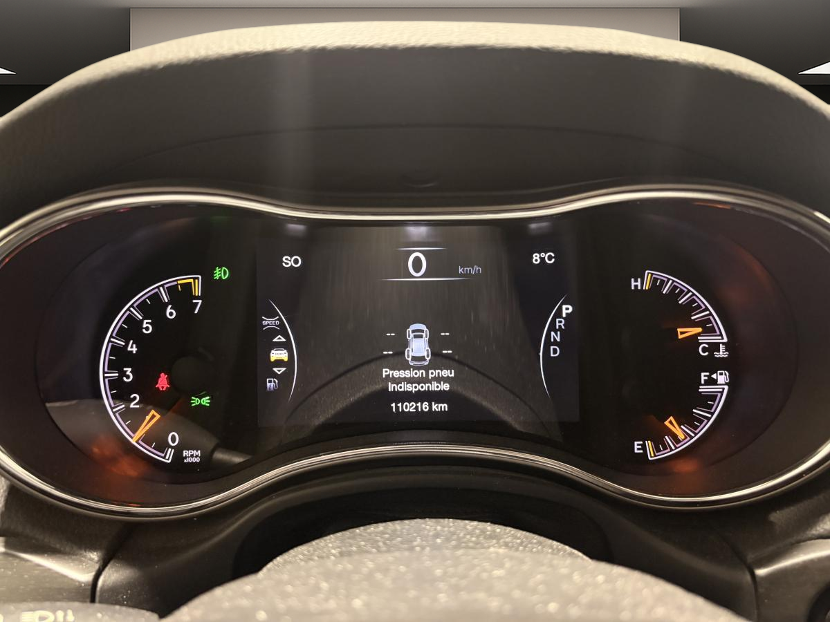 2018 Jeep Grand Cherokee - Image 12