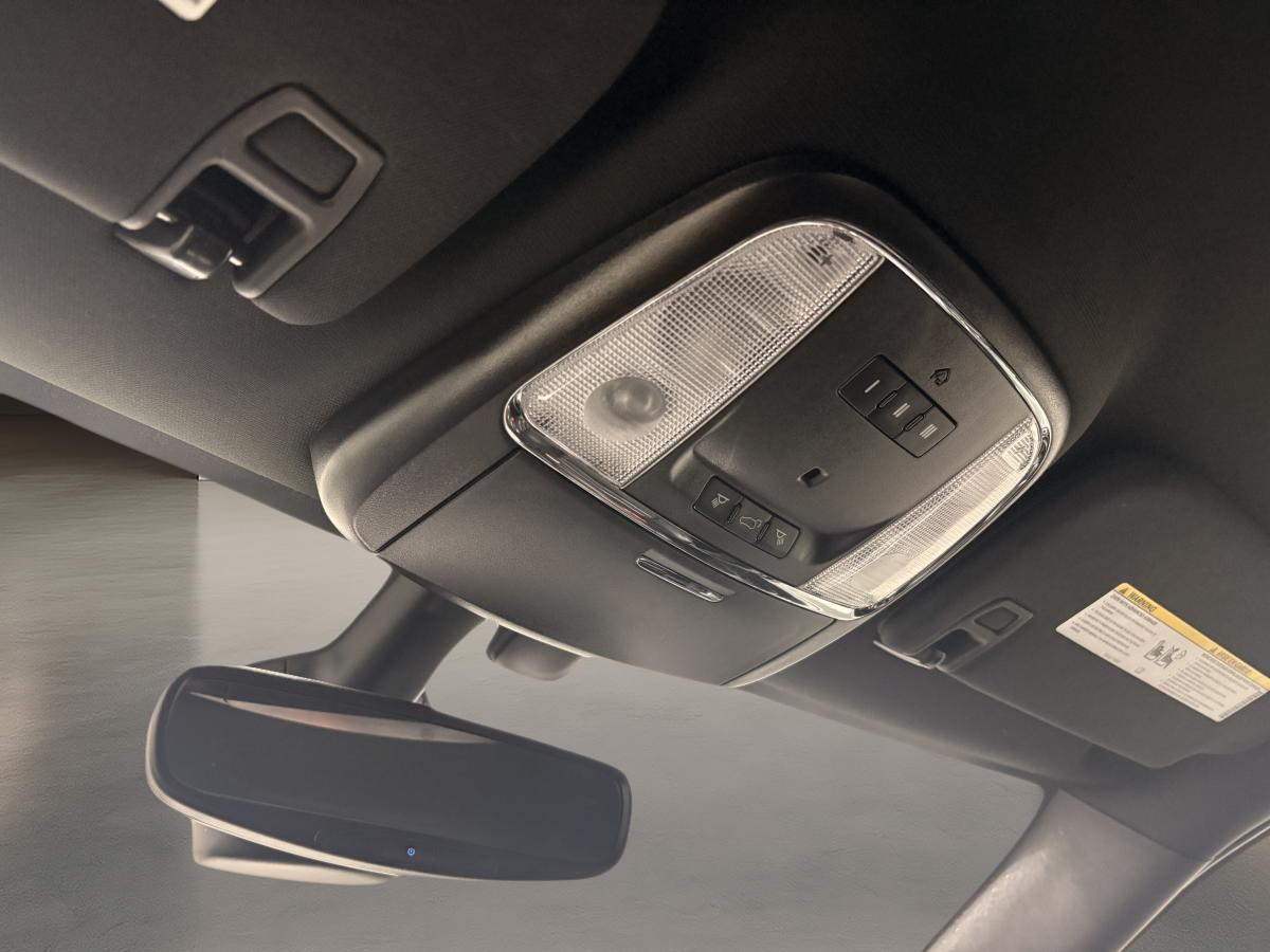 2018 Jeep Grand Cherokee - Image 20