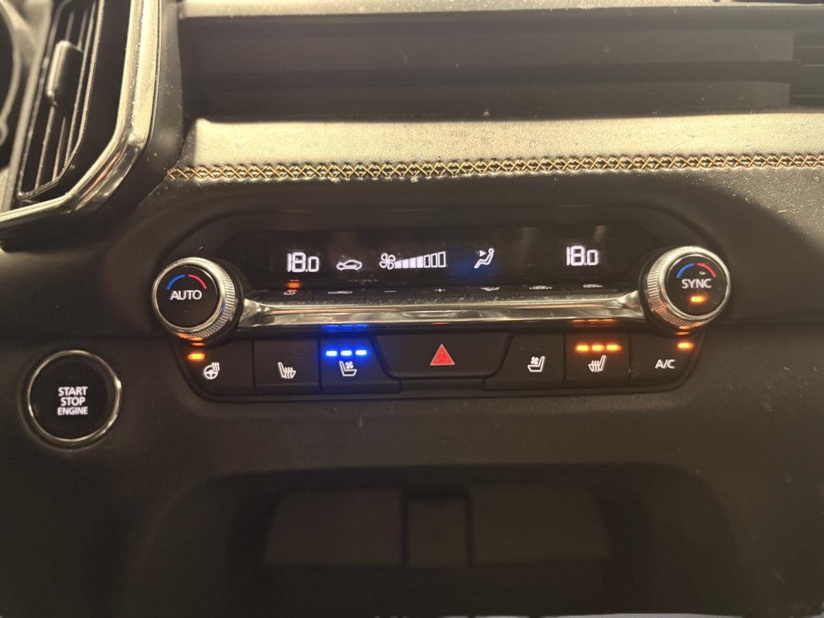 2024 Mazda CX-50 - Image 15