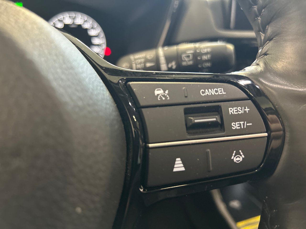 2023 Honda CR-V - Image 38