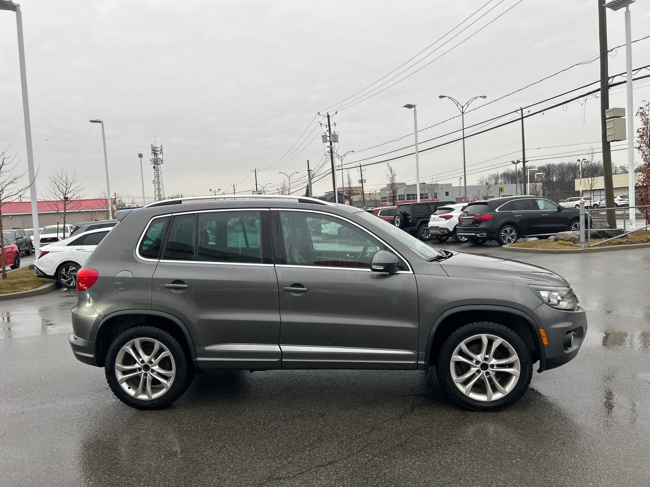 2016 Volkswagen Tiguan - Image 6