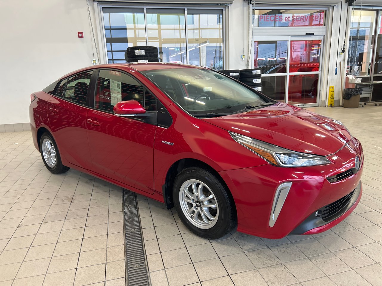 2019 Toyota Prius - Image 10