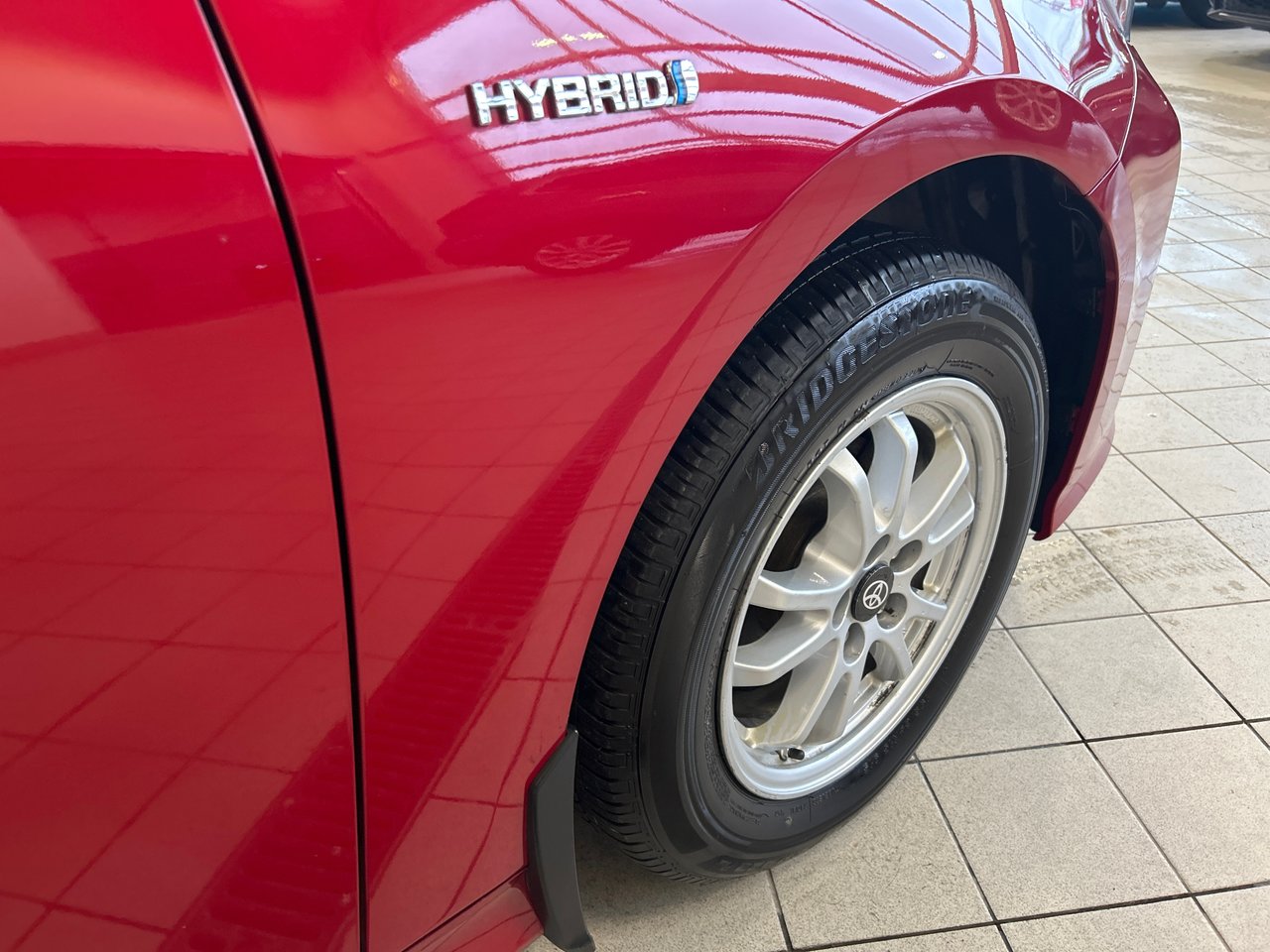 2019 Toyota Prius - Image 20