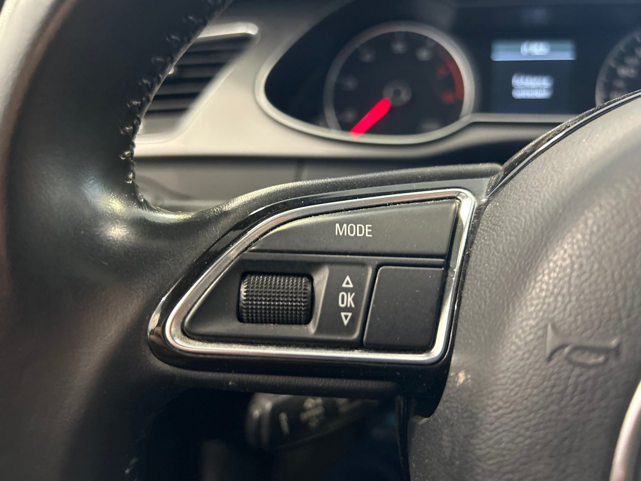 2014 Audi A4 - Image 33